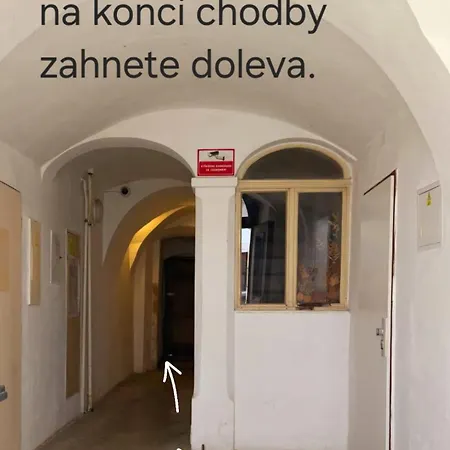 Rodinny - Az Pro 6 Hostu דירה *