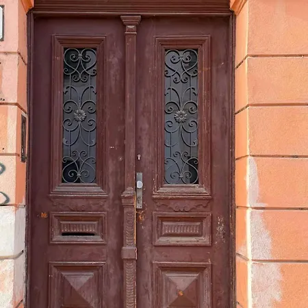 Rodinny - Az Pro 6 Hostu شقة *